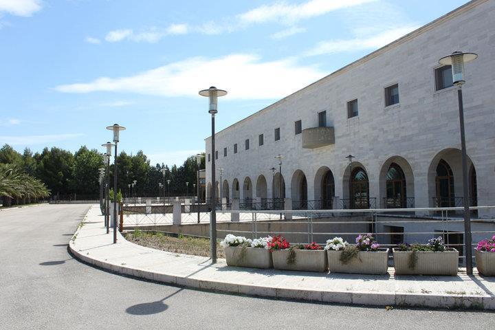 מלון גרבינה אין פוליה Casa Per Ferie Benedetto XIII מראה חיצוני תמונה